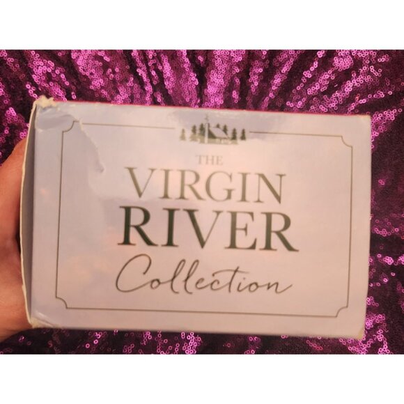 Virgin River Collection: 4 Books Box By Robyn Carr - Picture 5 of 5